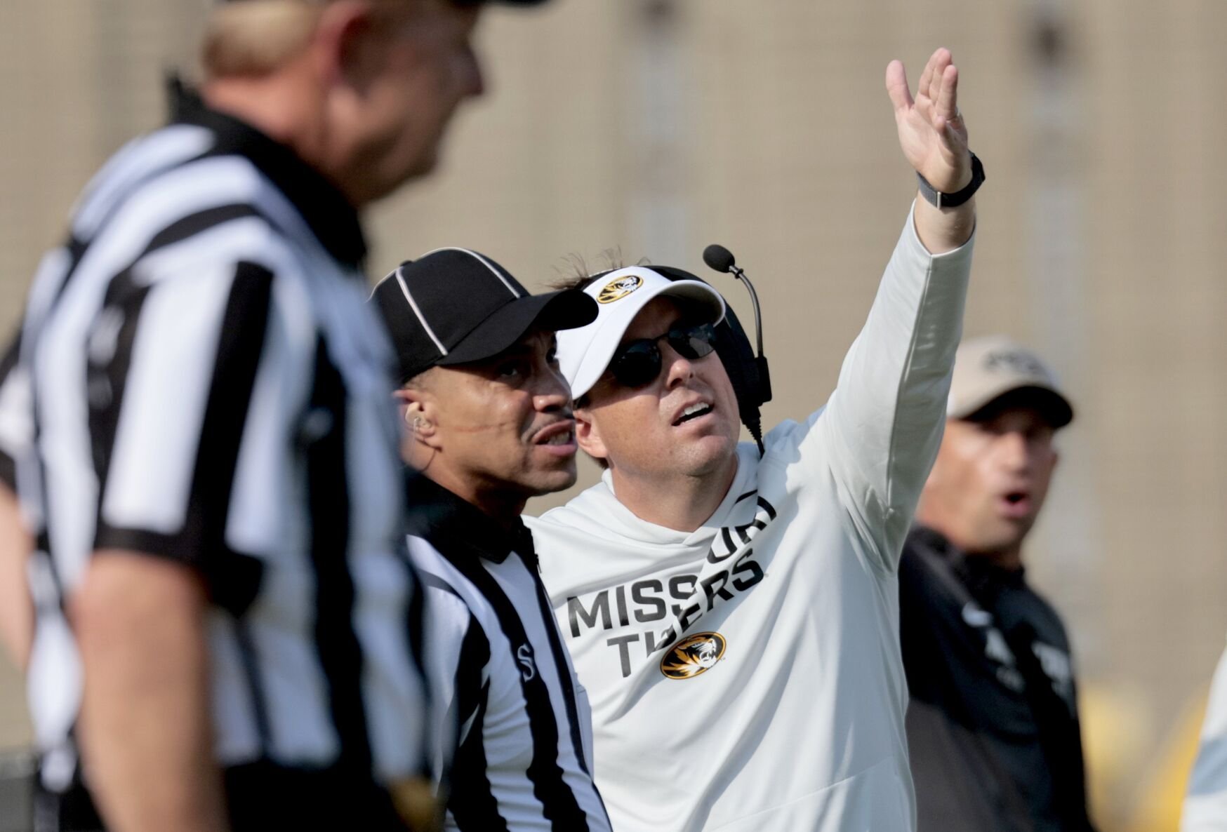 Border War returns as Mzzou host Kansas